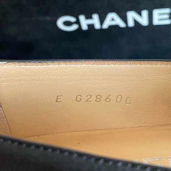 EUC Chanel CC Lambskin Quilted Leather Loafers Flats size 37.5 fits 6.5 - Picture 7 of 11